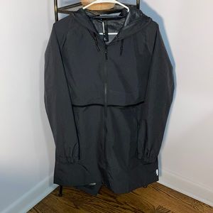 Mondetta Mid-Lenth Rain Coat